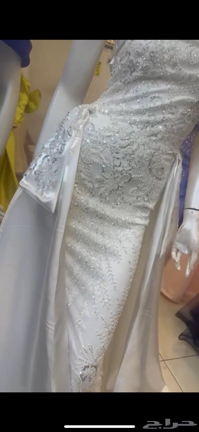فستان للبيع (جديد ) ب500 وقابل للتفاوض64390305444481112