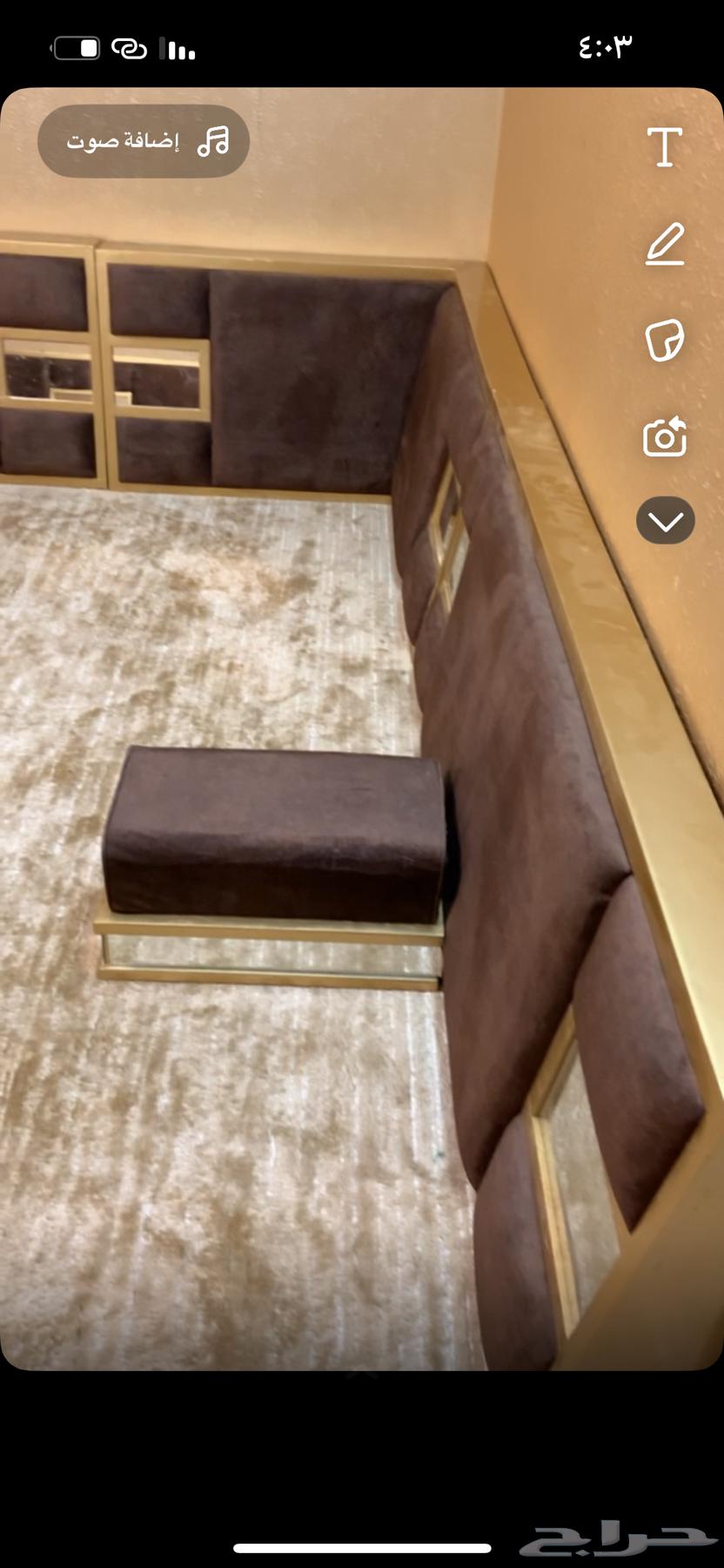 Selling an L-shaped sofa and nearly four by four supports64385411833985111