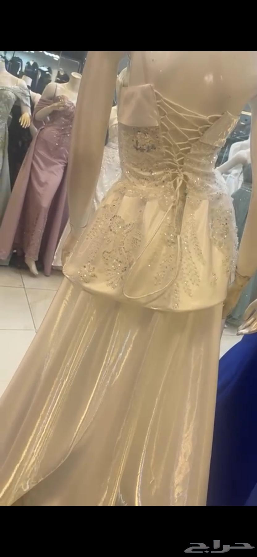 فستان للبيع (جديد ) ب500 وقابل للتفاوض64390305444481111