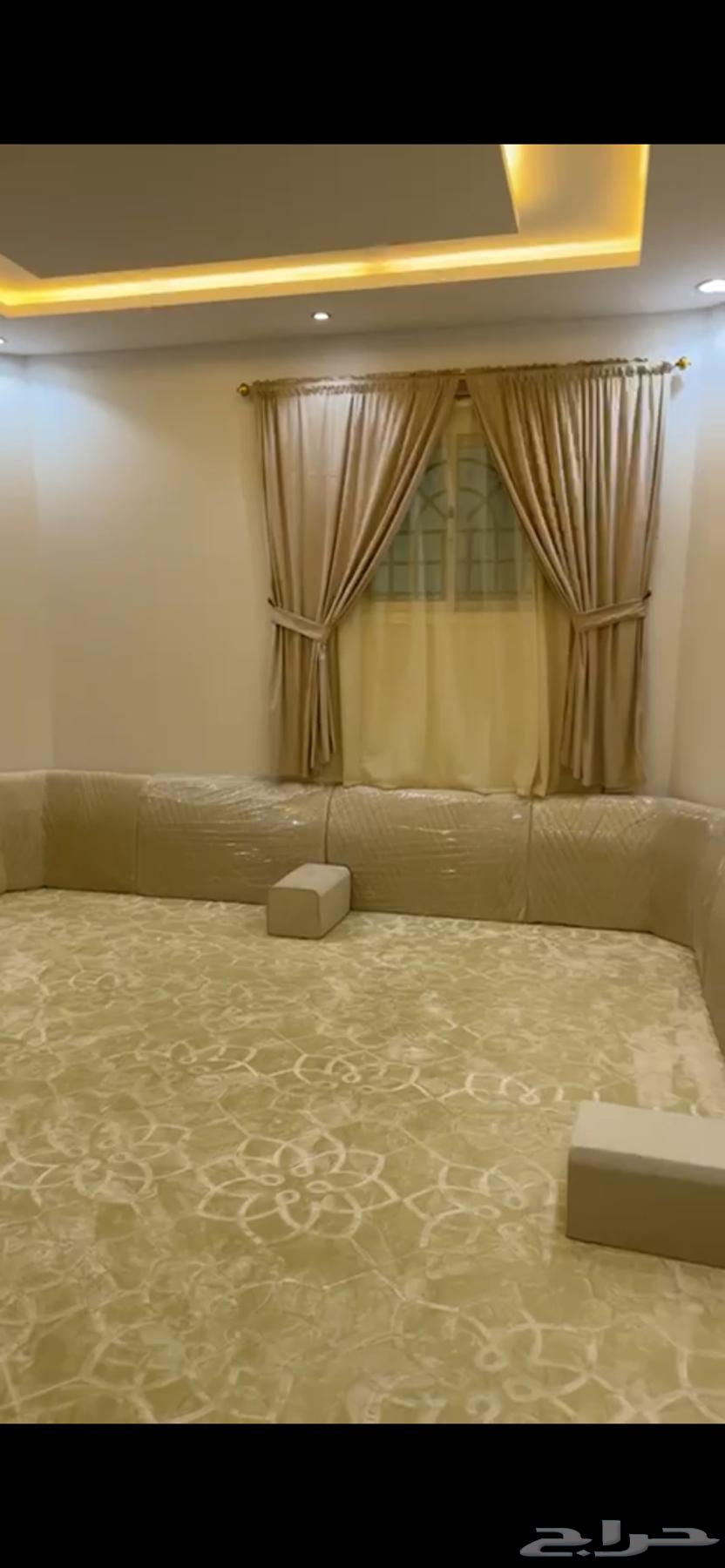 مساند استخدام اقل من سنه شبه جديده64388078952450111