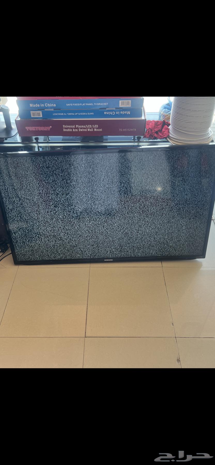 شاشة سامسونج 42 بوصة نظيفة جدا الرياض64382583416194110