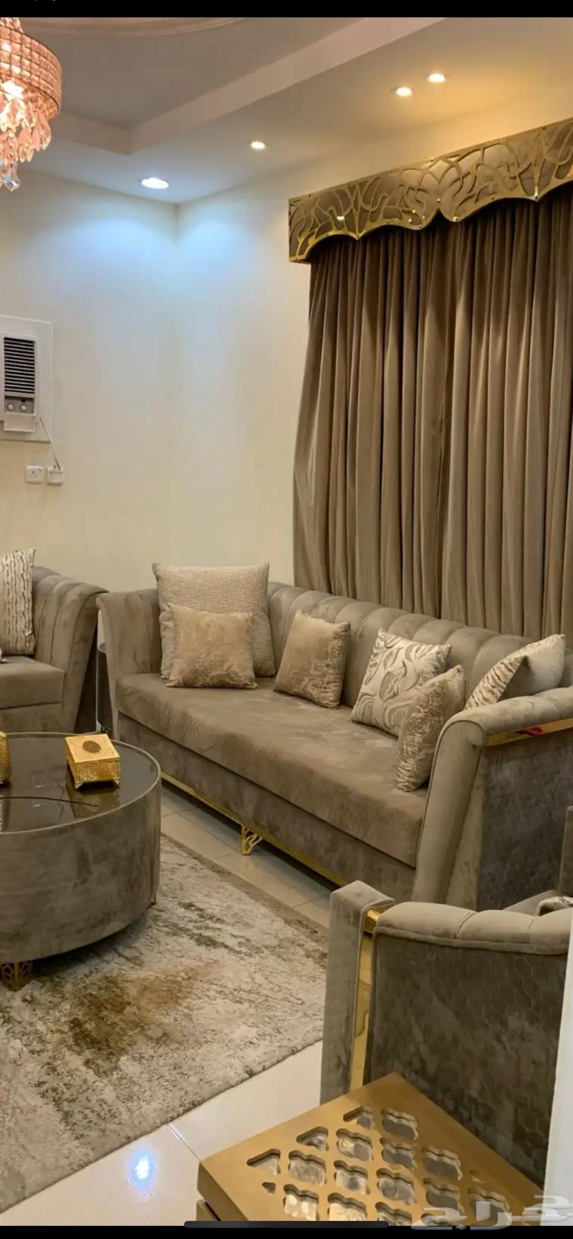 كنب64377315226754112