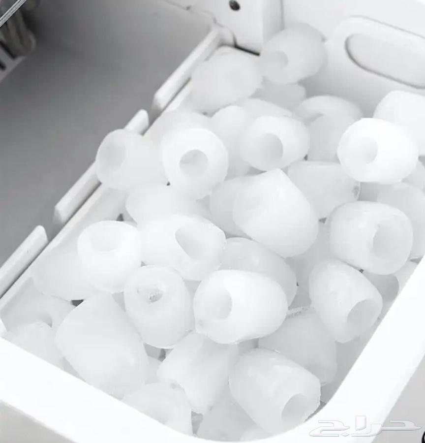 New ice maker with its original box64382169376386110