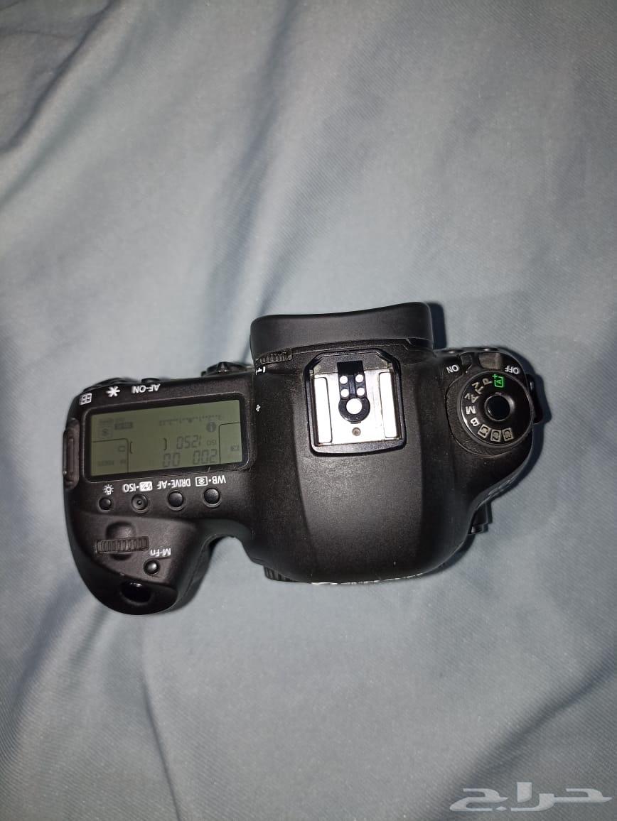 للبيع كاميرا كانون 5D Vi64384120288643114