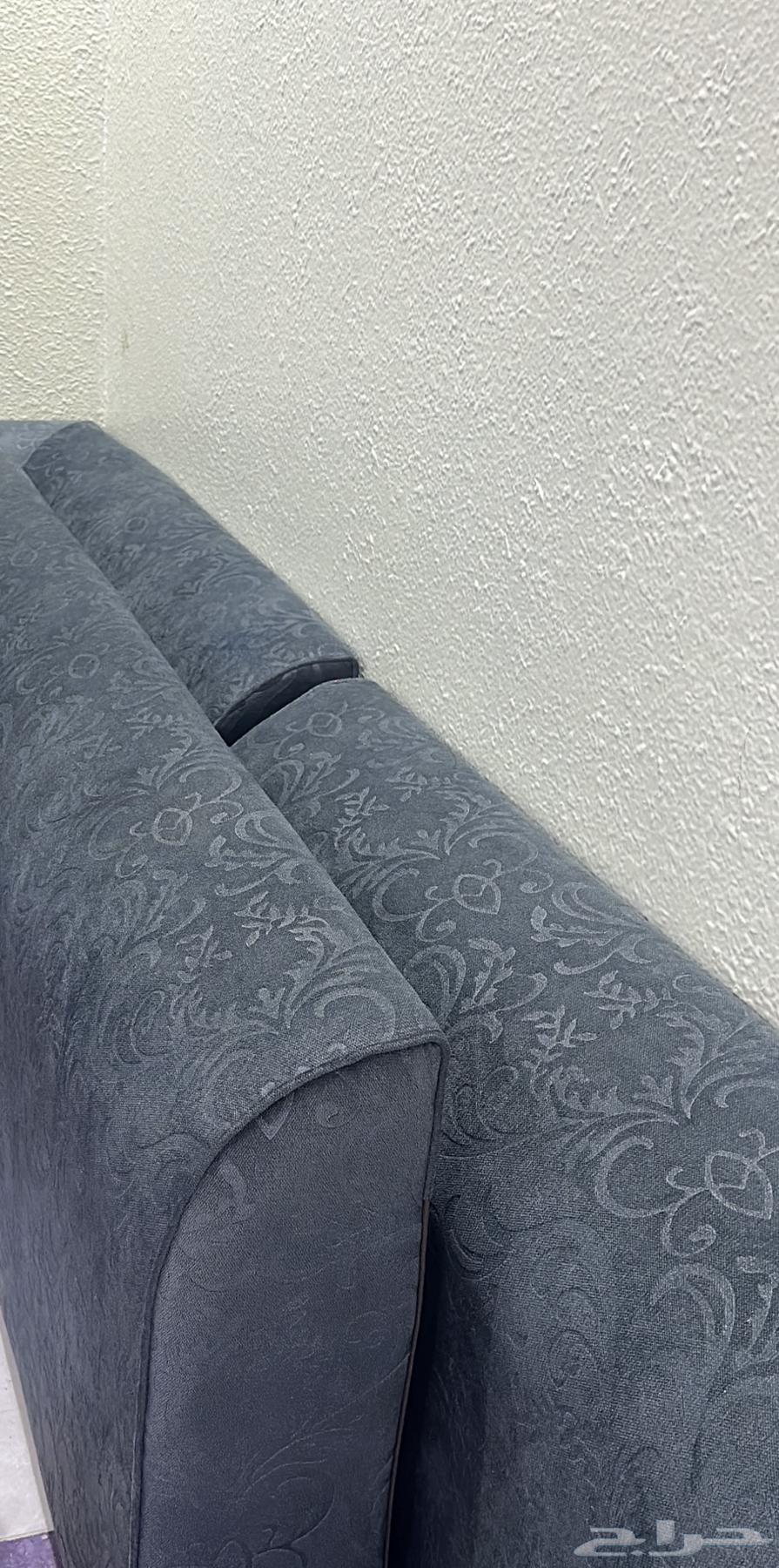 كنب 5 5 مع ستاره وخداديات1500 ومساند ظهر4 4 500 ضغط6064378469670402112