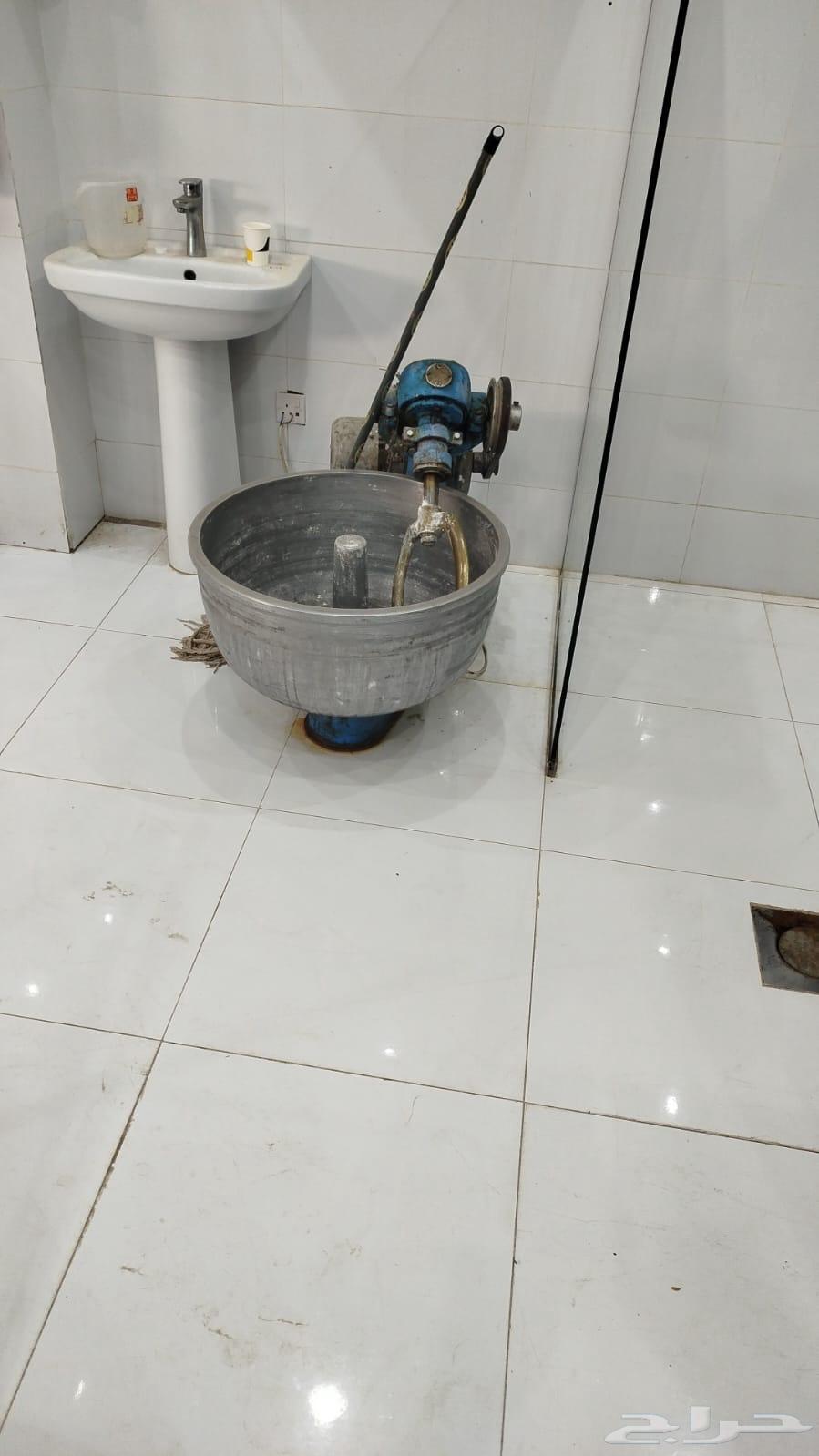 مطعم للتقبيل وبيع ادواته بأكملها64390444094209110