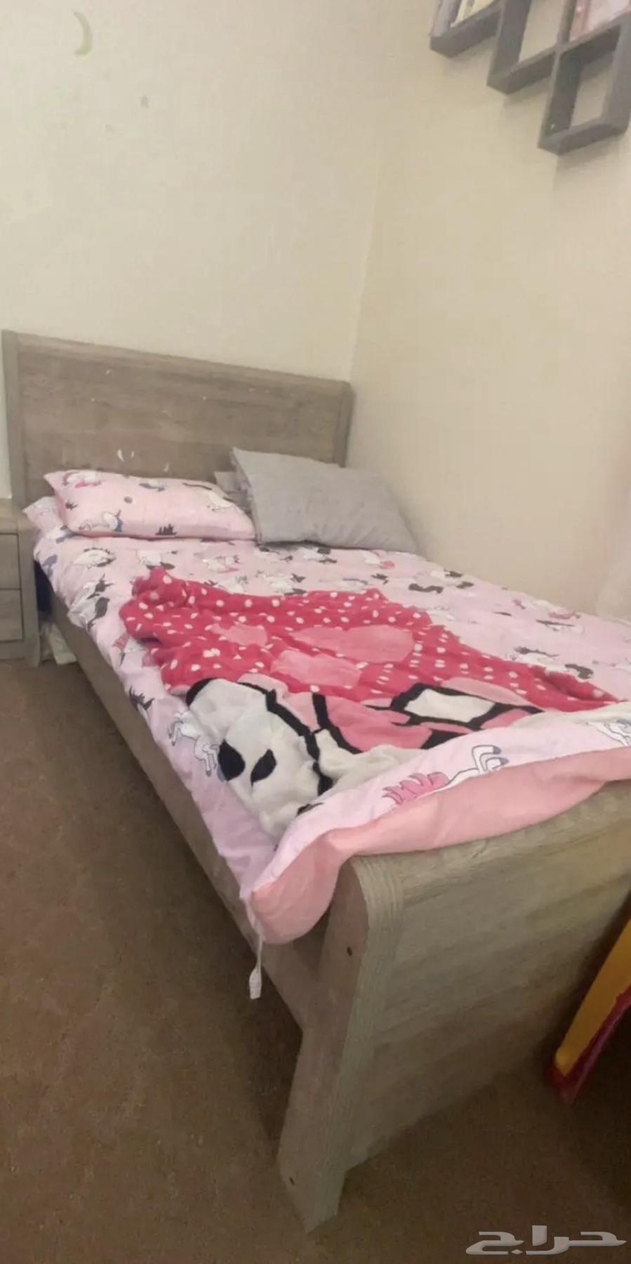 One and a half bed with mattress from Home Box with tables and chair64379790497667110