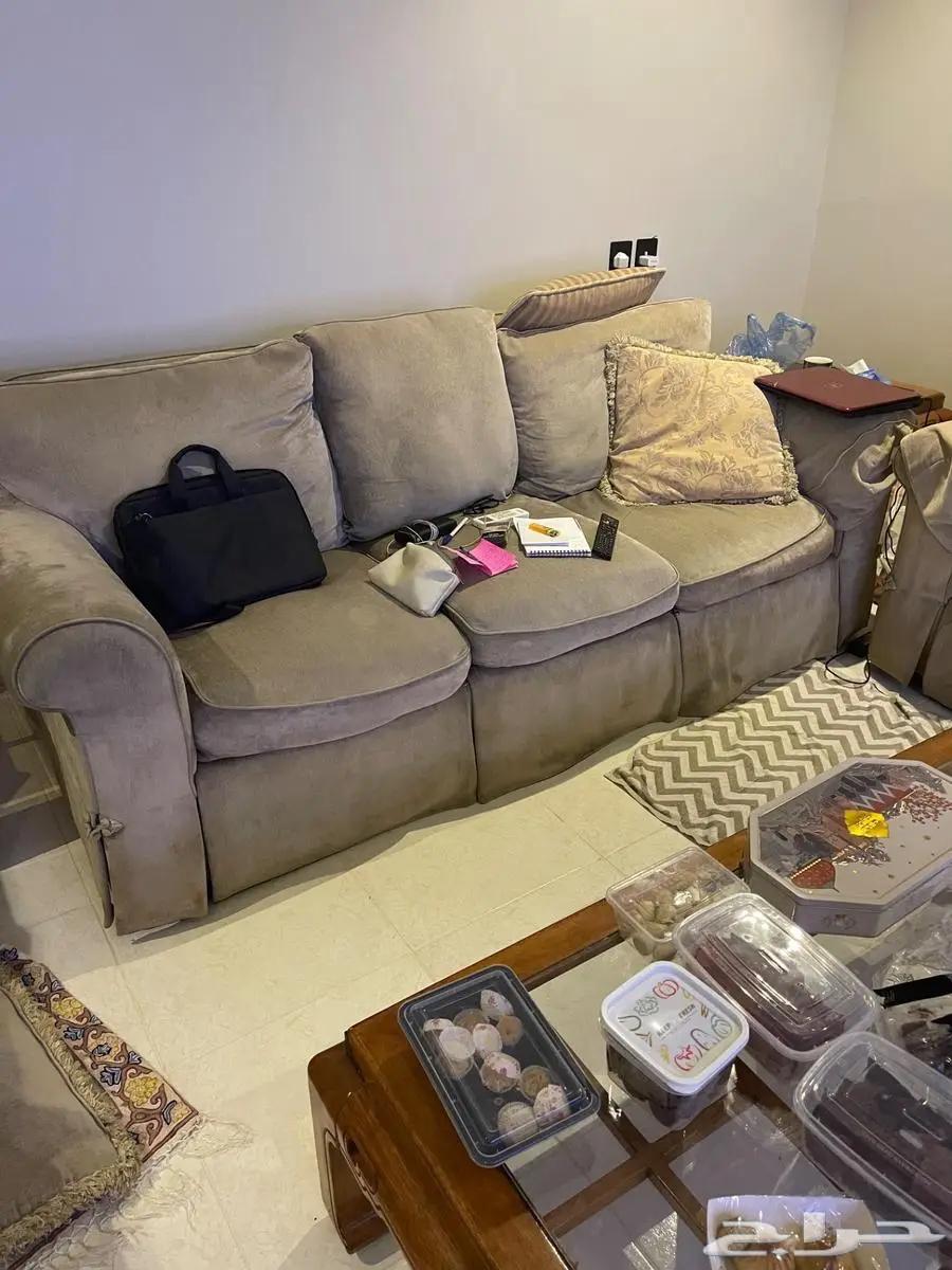 Excellent condition furniture set including electronics64389168843777111