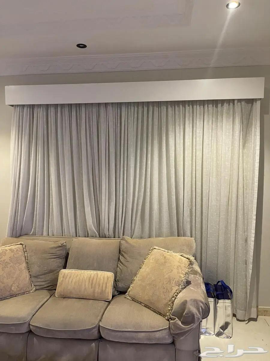 Excellent condition furniture set including electronics64389168843777113