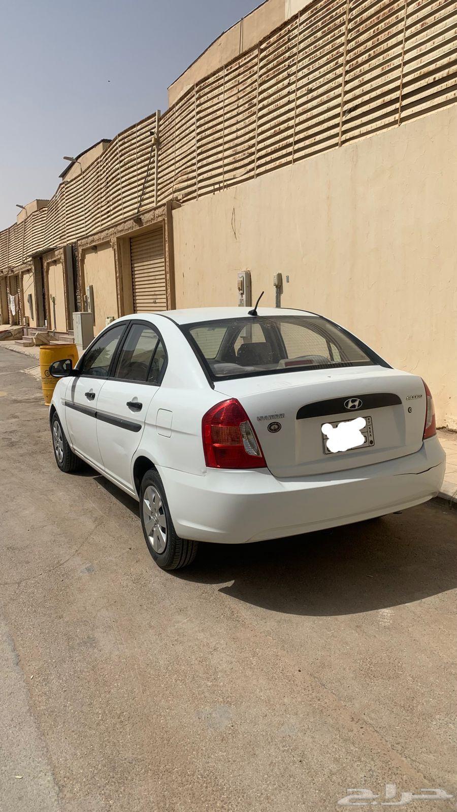 للبيع اكسنت 2011 ابيض اتوماتيك64533676962433112