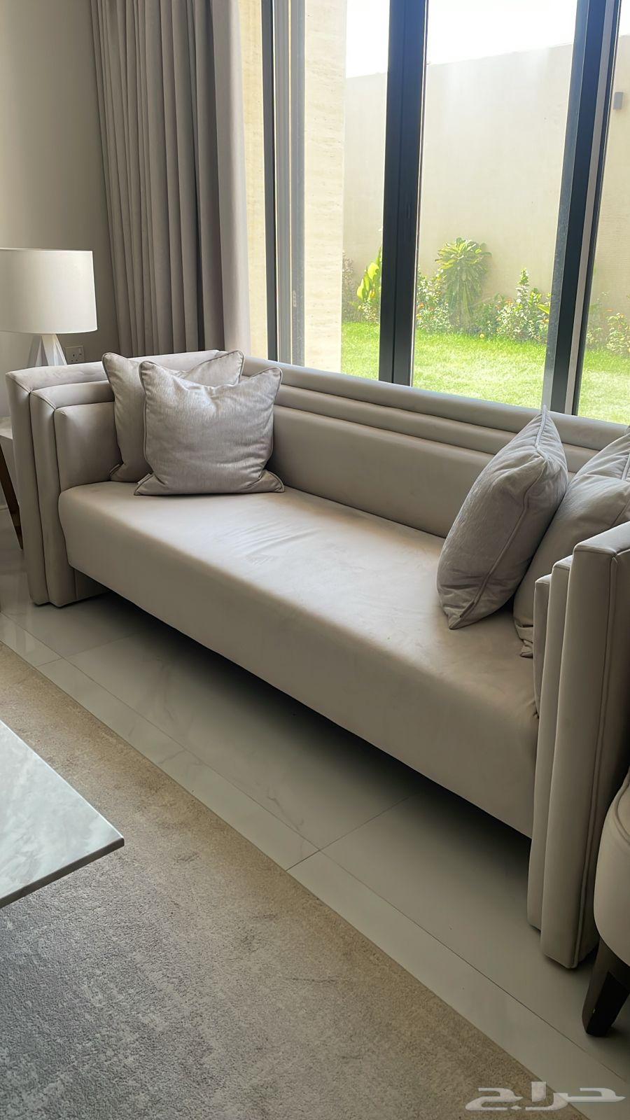 Sofa for sale, light use64383400466305113