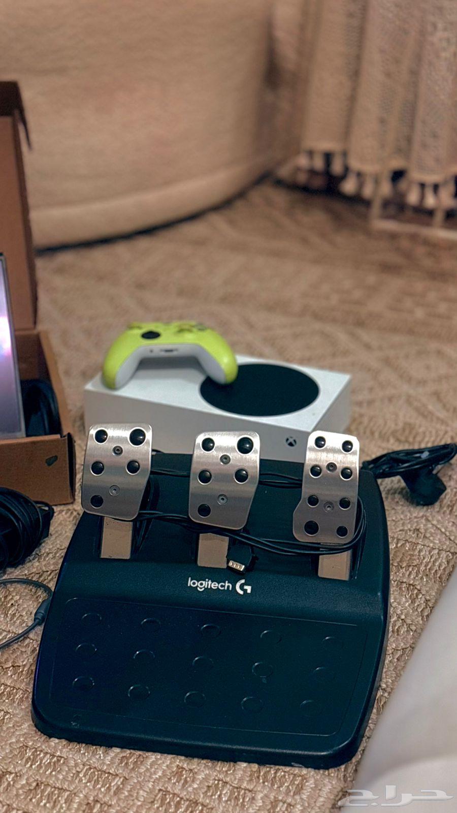 Xbox Series S and Drone DJI Osmo 92064382541829251110