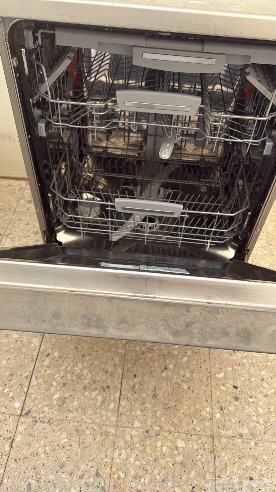 عساله صحون مواعين ارستون64381836751874110