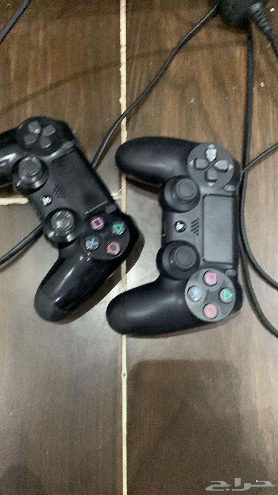 For sale screen and two new PS4 controllers64381878538113112