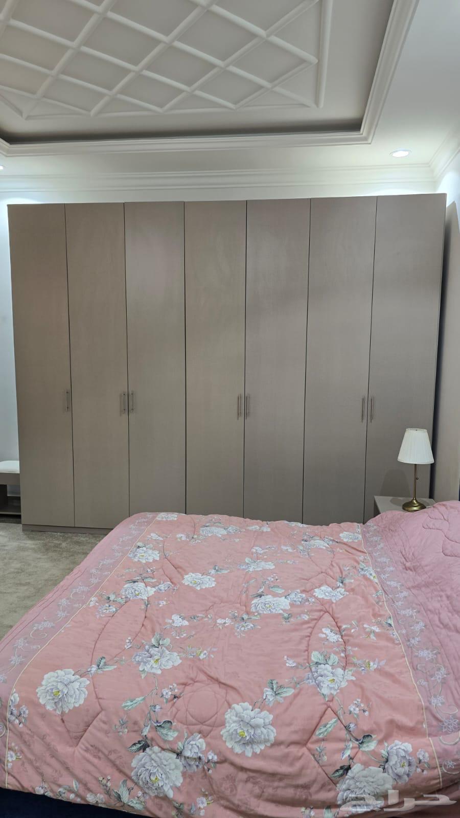 غرفة للبيع64382637988482110