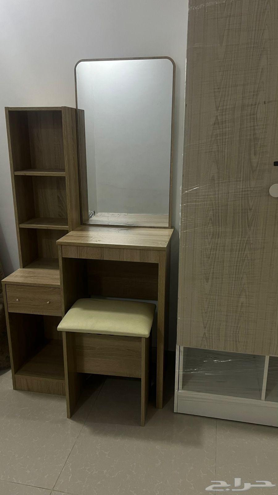 دولاب و كمدينه من ايكيا على السوم64378949070977110