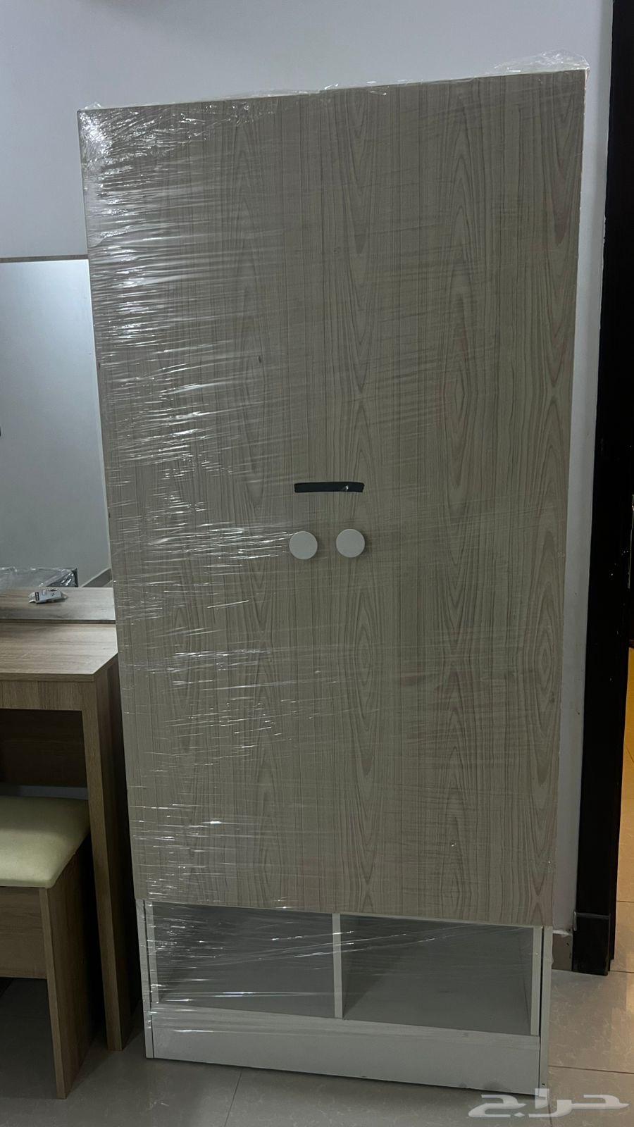 دولاب و كمدينه من ايكيا على السوم64378949070977112