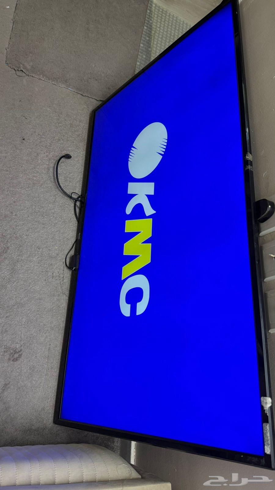 Four plasma screens, one smart and three regular64392292153987111