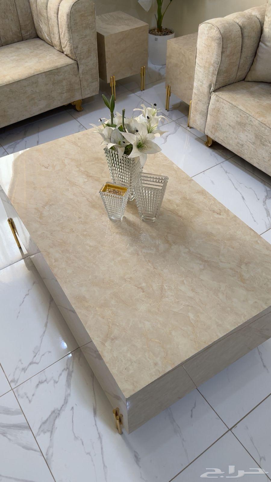 Furniture Sofa and Tables64385508864897110