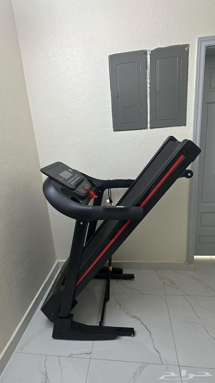 Treadmill used for only two months64384521147265114