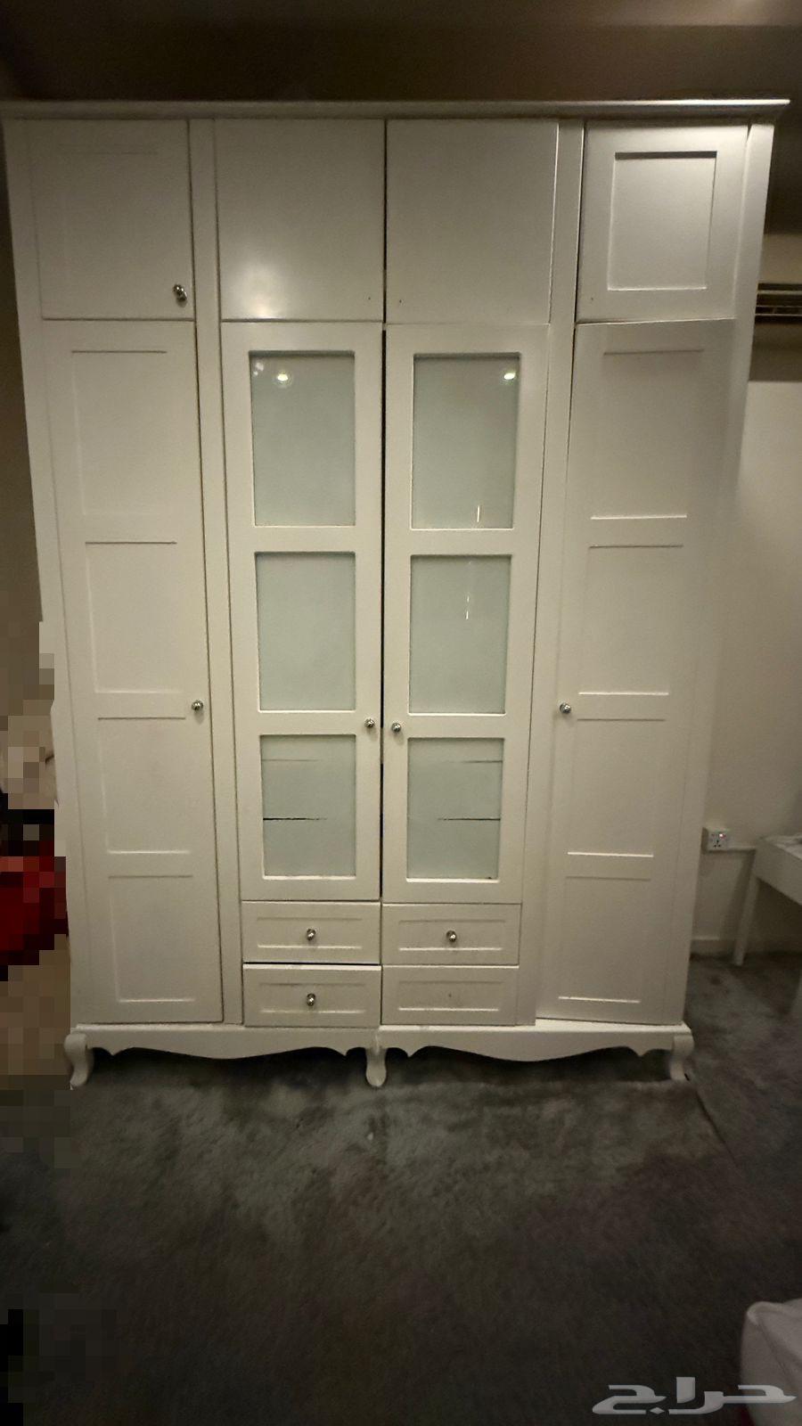 دولاب ملابس مستعمل مجانا للمحتاج64383691096833111