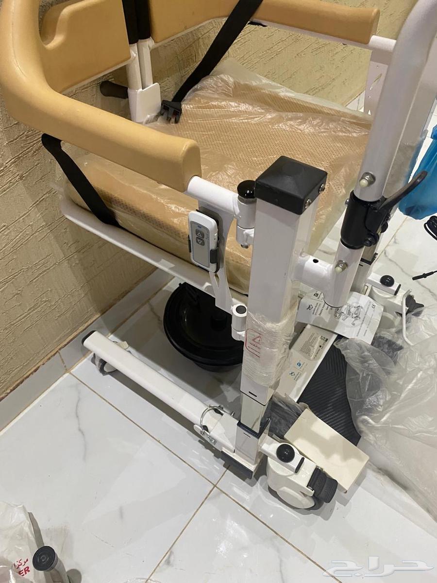 كرسي ذوي الاحتياجات الخاصة64388399157889111