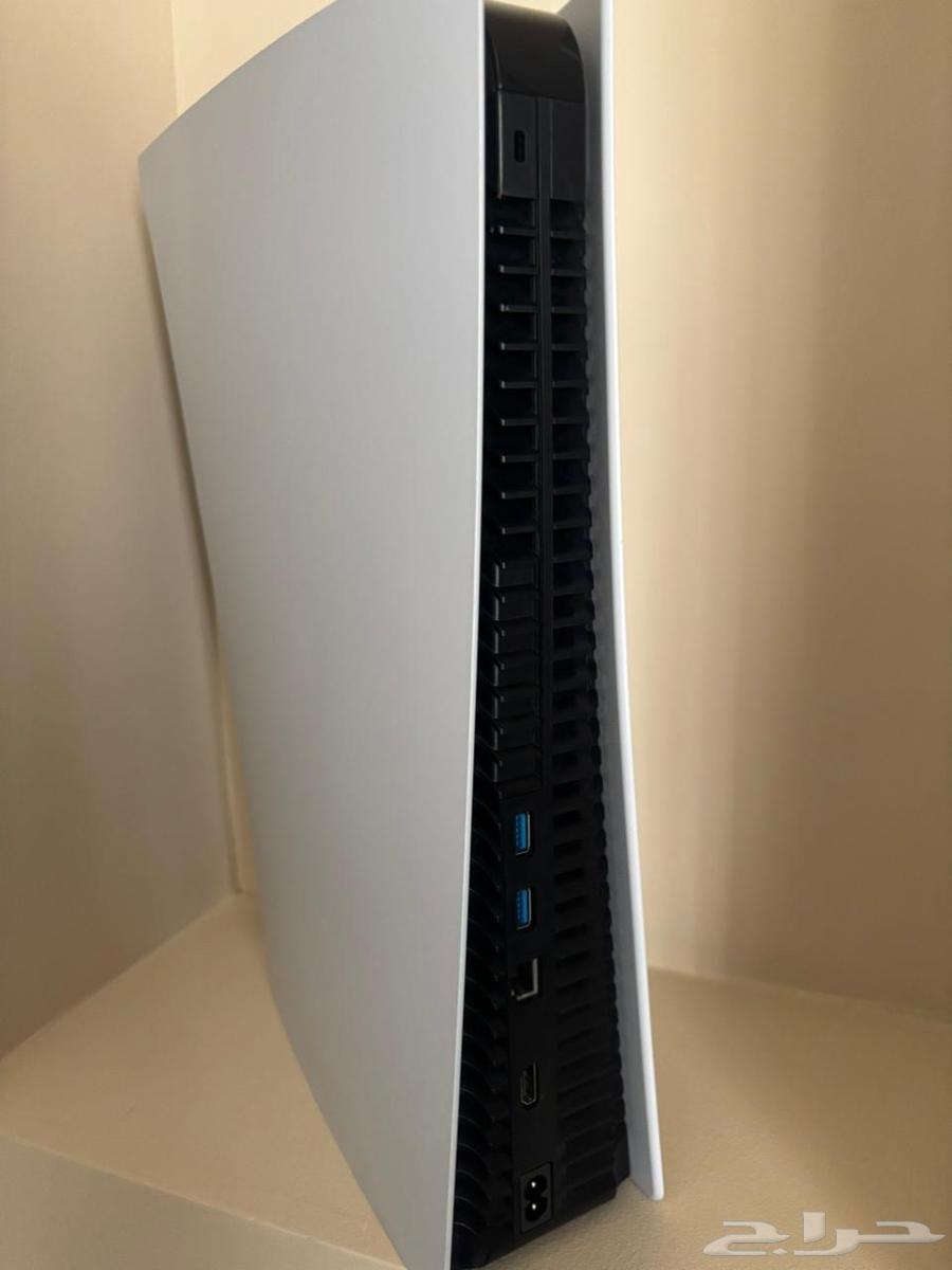 PS5 Digital Edition with Extra controller and headset64382127950082113