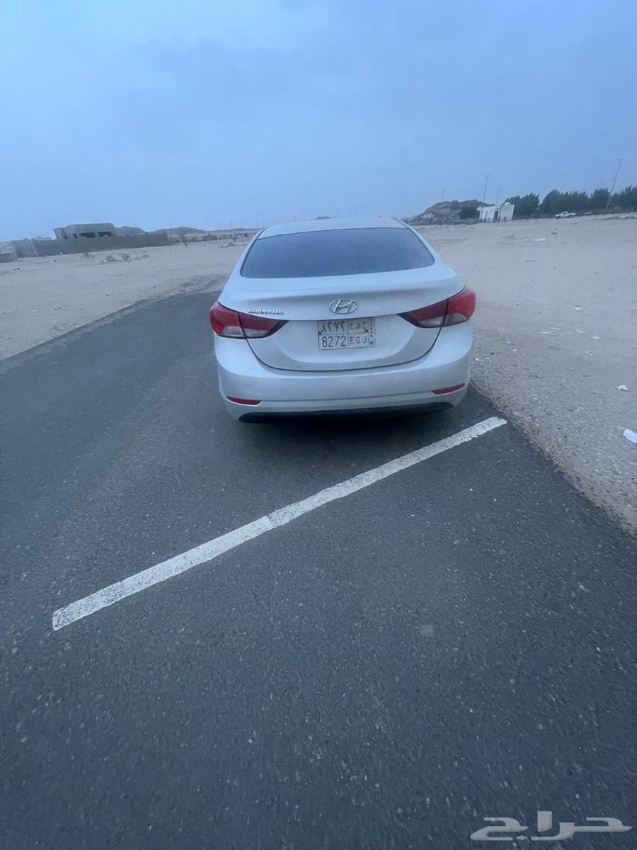 There is a 2015 Elantra half option for sale, the car is clean64484280673665111