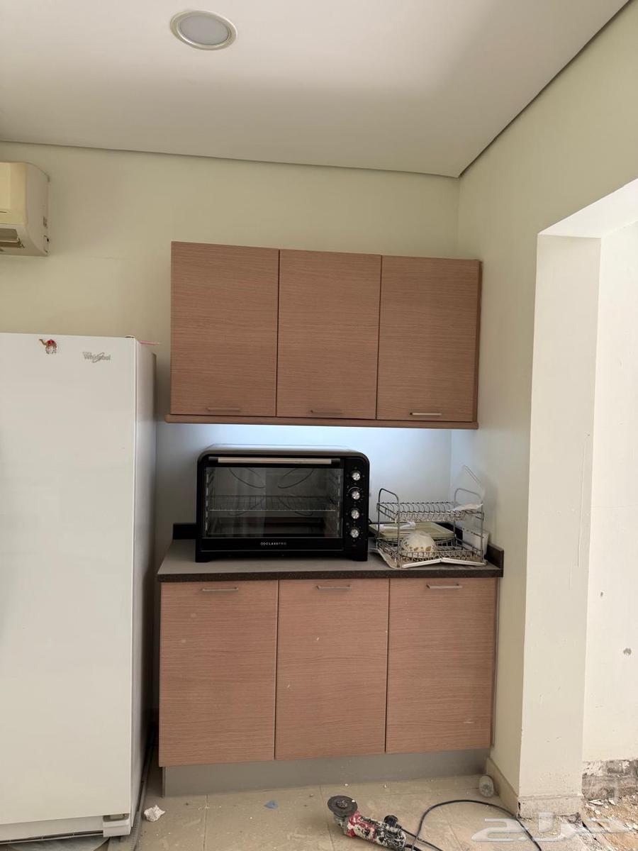 للبيع مطبخ ايطالي نظيف جد ا64382969866114111