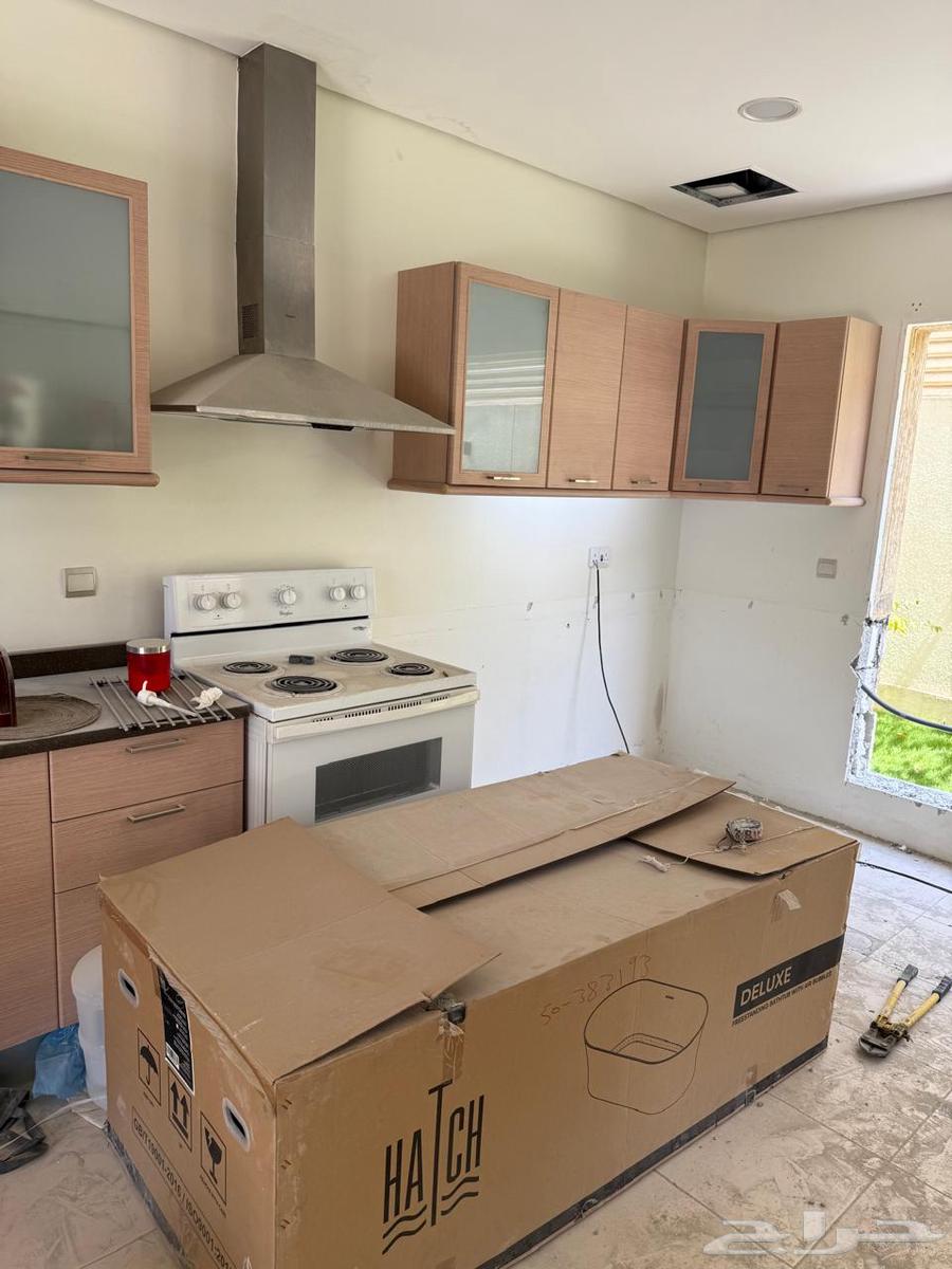 للبيع مطبخ ايطالي نظيف جد ا64382969866114112