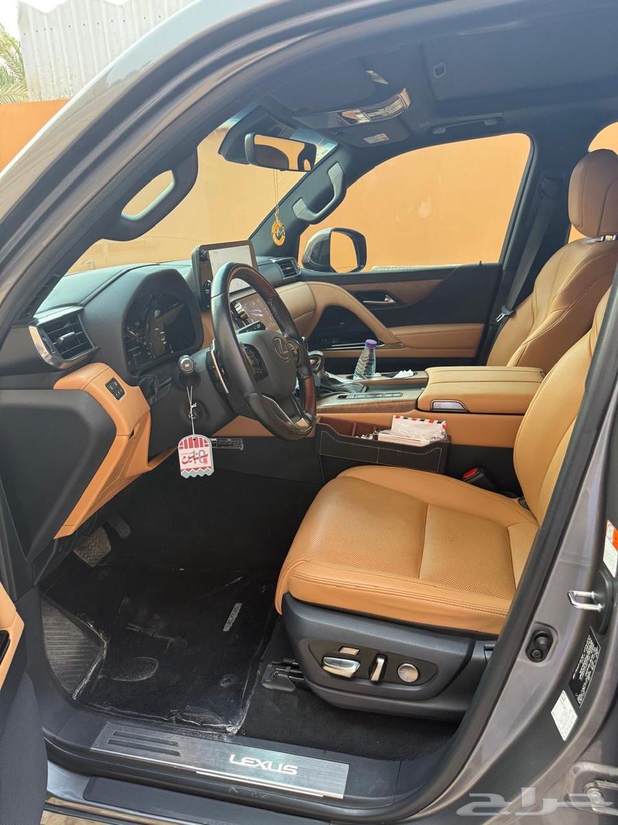 لكزس LX600 فل كامل 2023 ممشى 48 الف64526119936003113