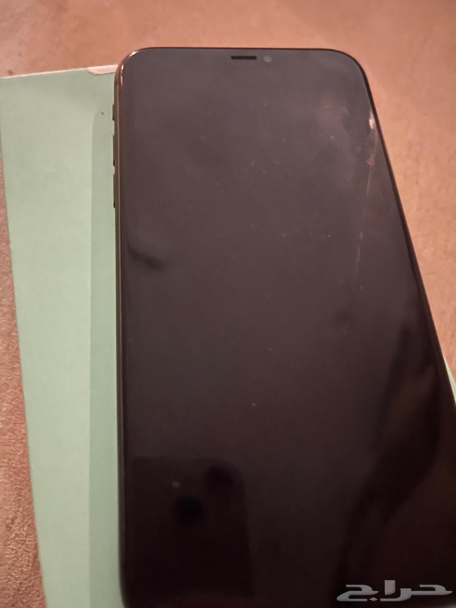 iPhone 11 Regular64390582419715111