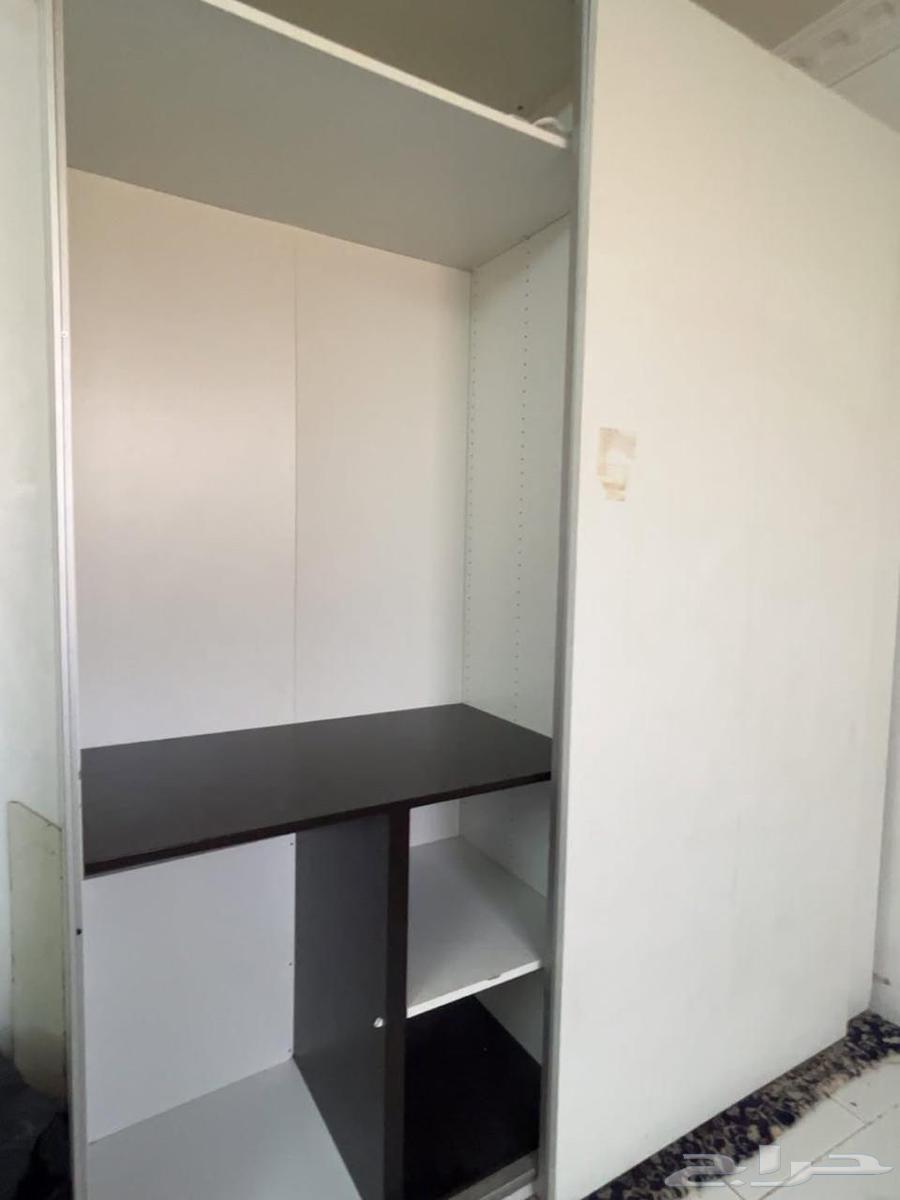 دولاب كبير من ايكيا للبيع المستعجل64381287392003111