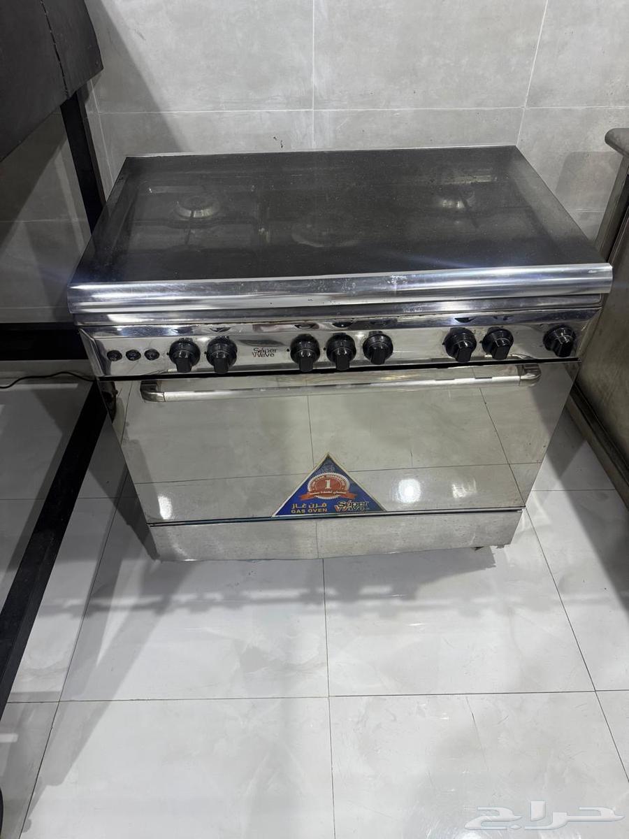 غاز وفرن للبيع مستخدم نظيف   فرامه لحم كبيره   هوايه هواء64378295787265110