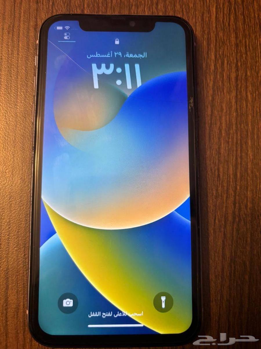 جوال ايفون 11 للبيع64378091057283110