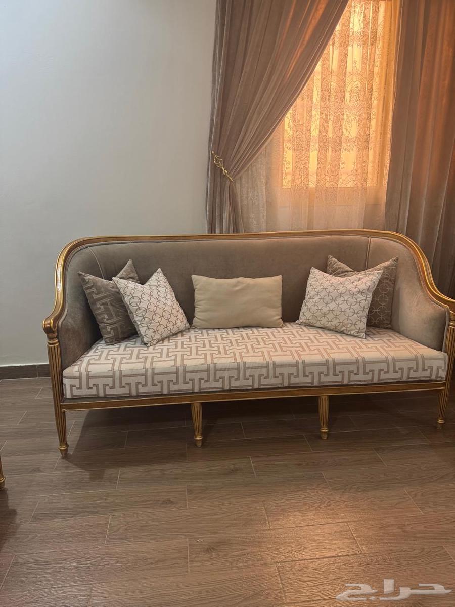 كنب للبيع استخدم نظيف جدا64382914190978110