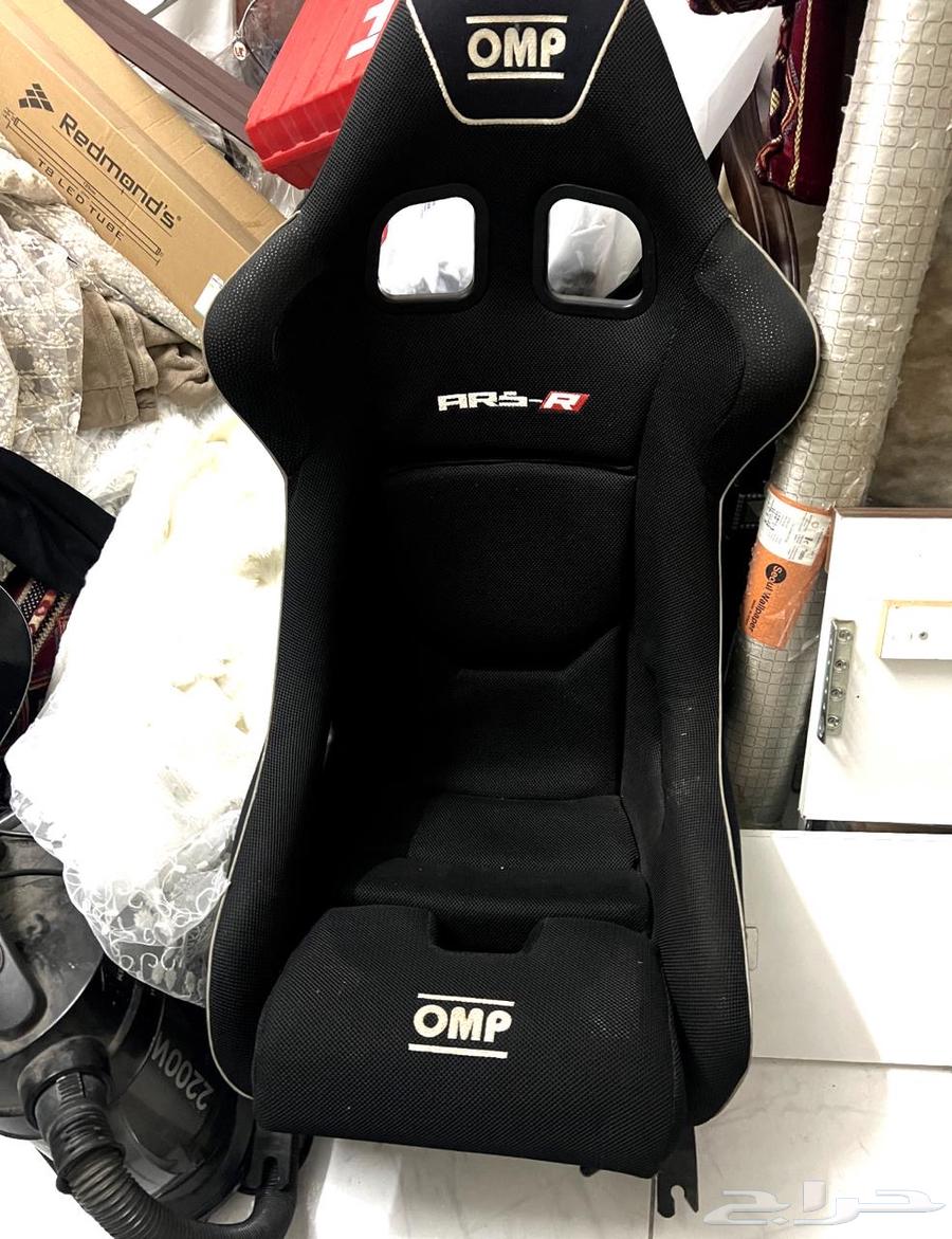 كرسي سباق رياضي من شركة omp64522683205377114