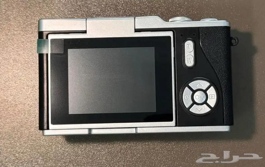 Camera lens priced at 99 instead of 300, on offer64399967366530113