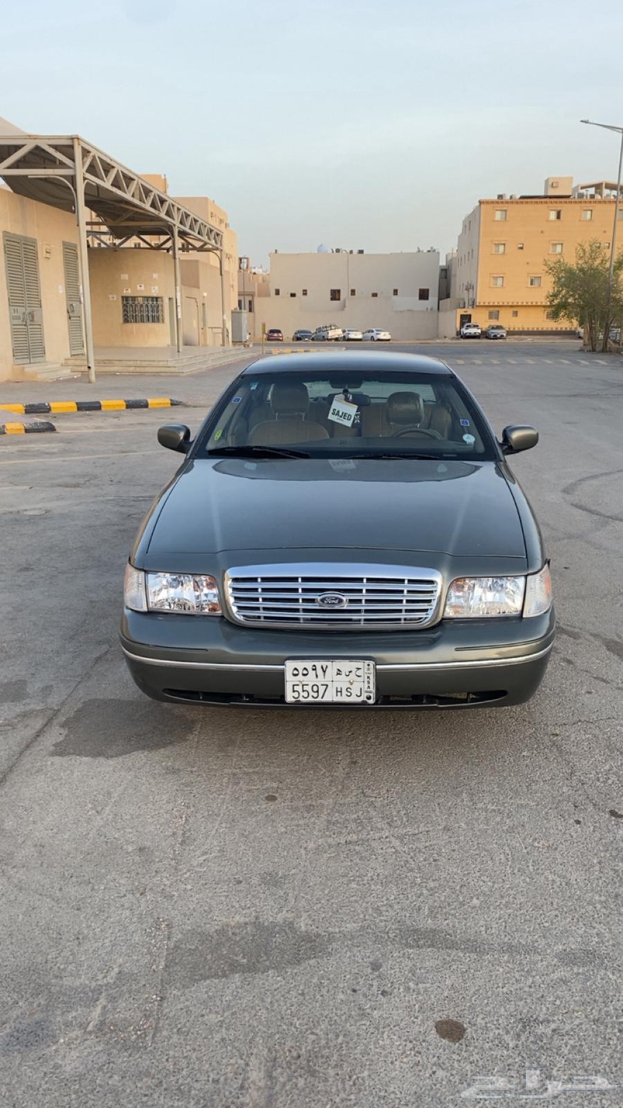 فورد قراند فكتوريا 200364552334684801111