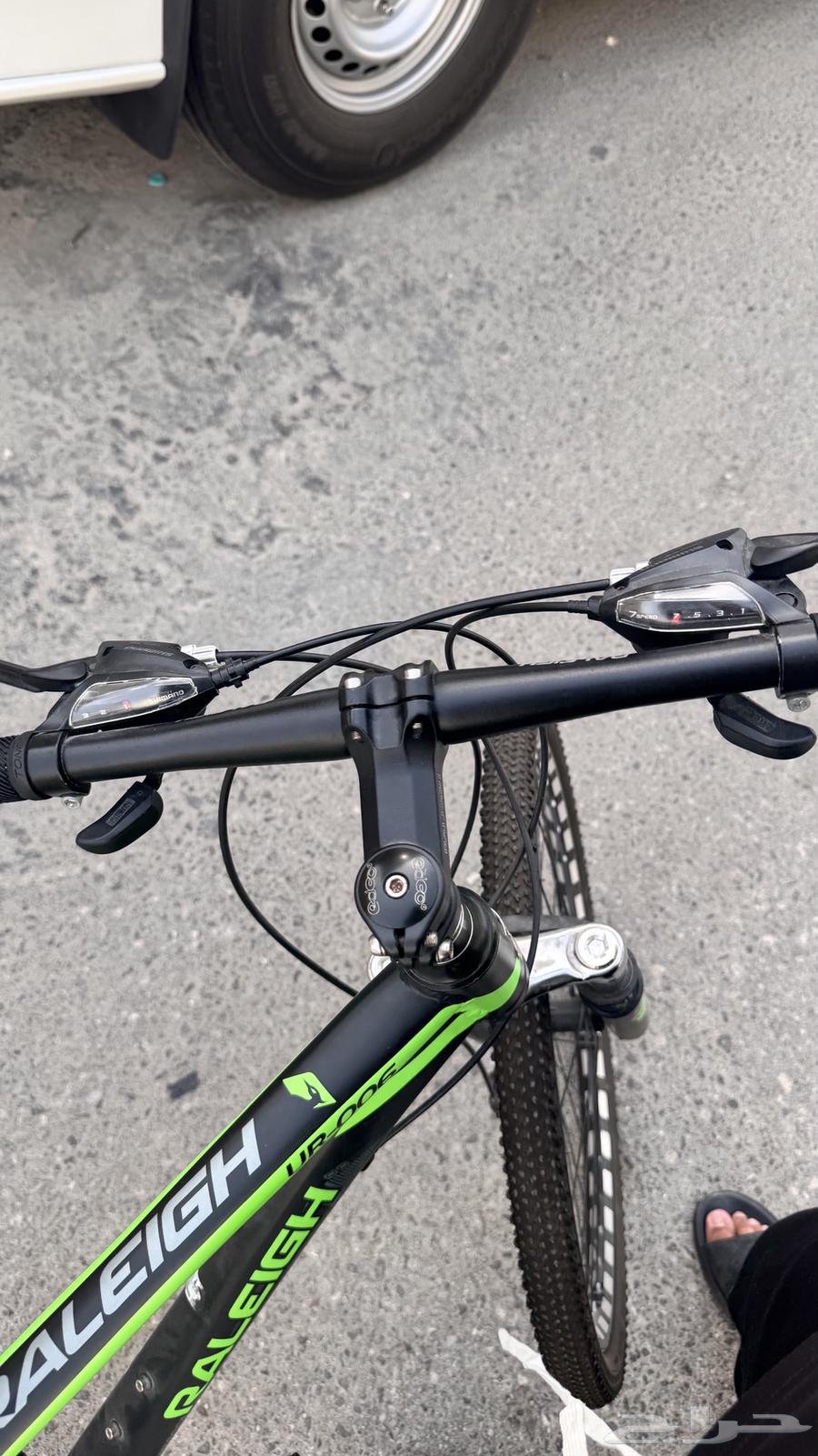 Large 7-speed bicycle64398771308545110