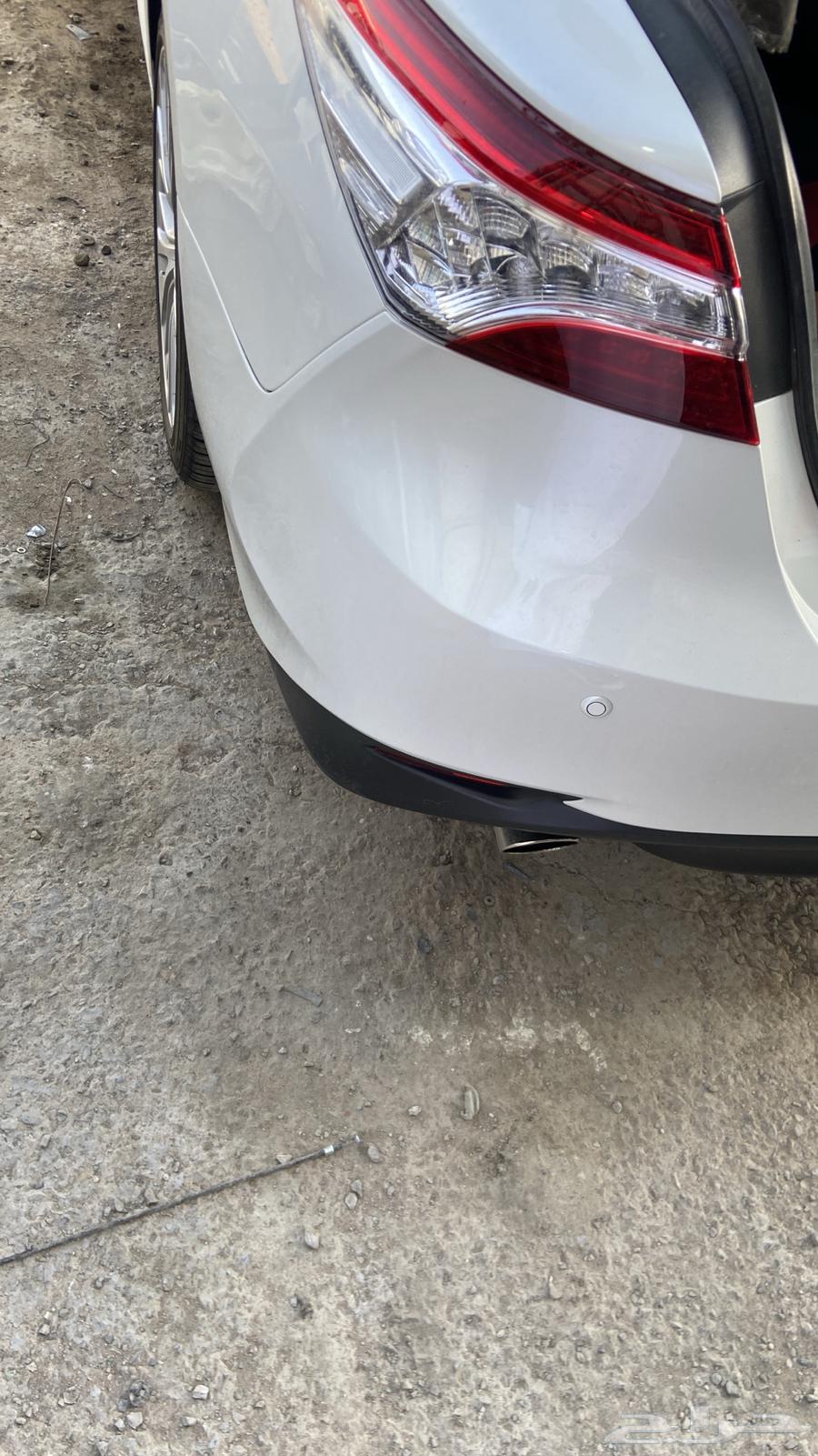 صدام كامري ابيض لؤلؤي 18-2464539058956931113