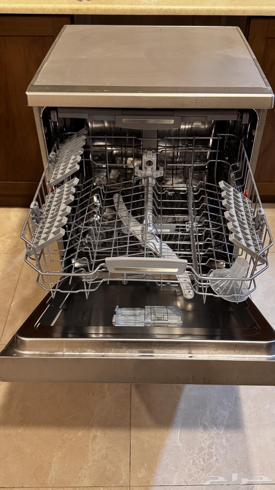 غسالة اواني ارستون64383719000067113