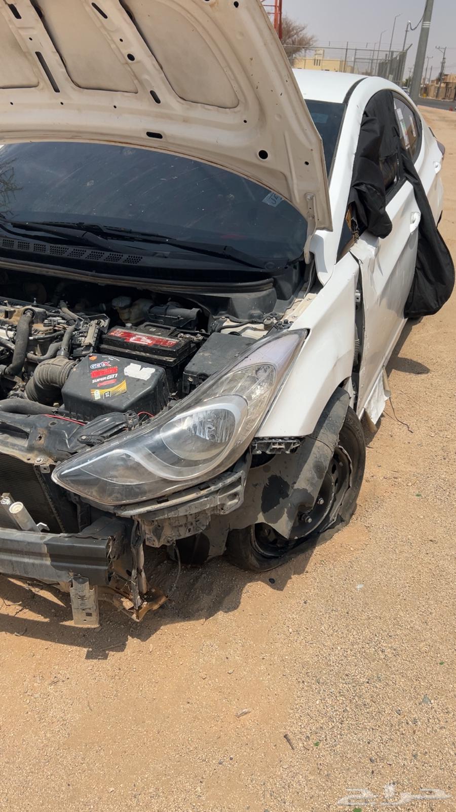 Selling Elantra. 2014 for parts only64543125225858113