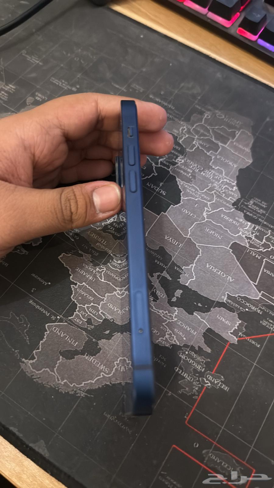 ايفون 1264394053053697113