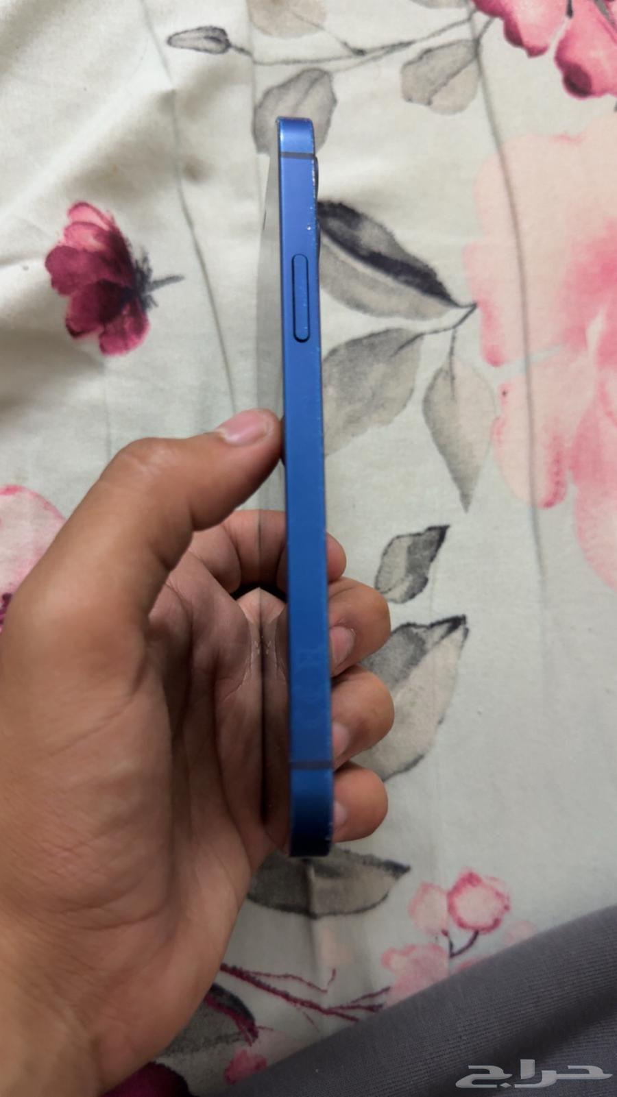 ايفون 12 العادي 12864394025433987114