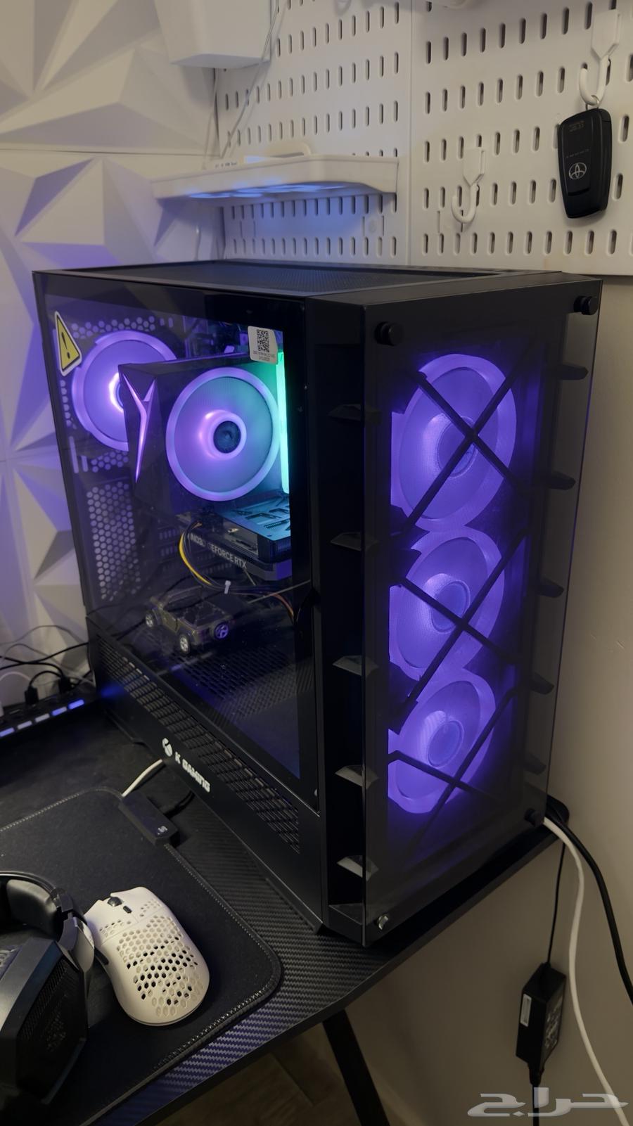 للبيع بيسي قيمنق64393679596291111