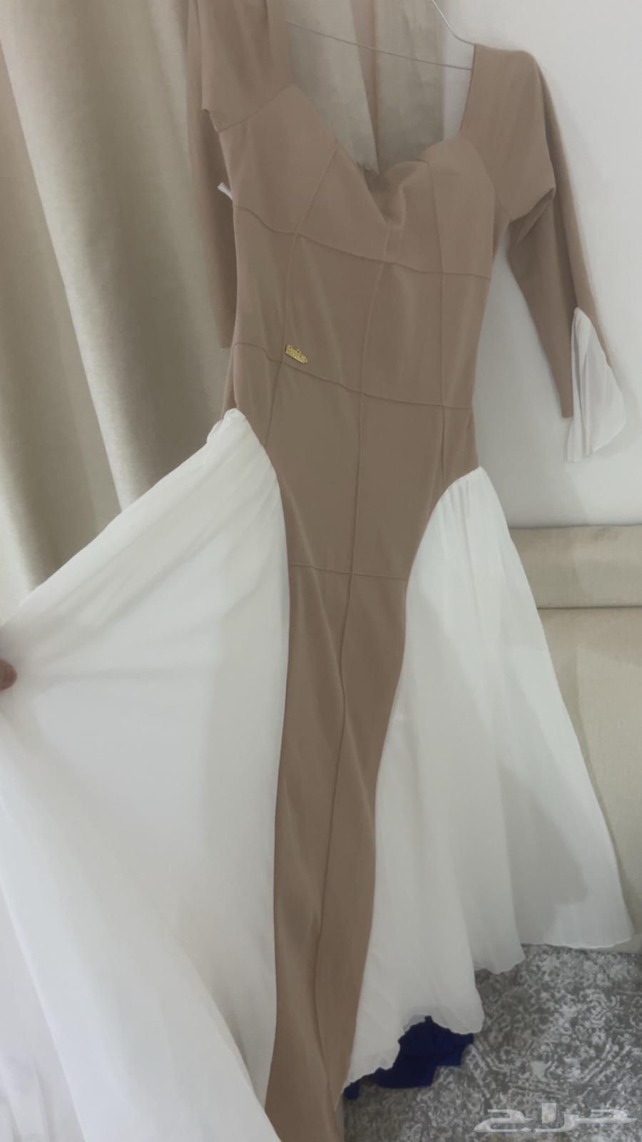 فساتين للبيع  .64400730678786110