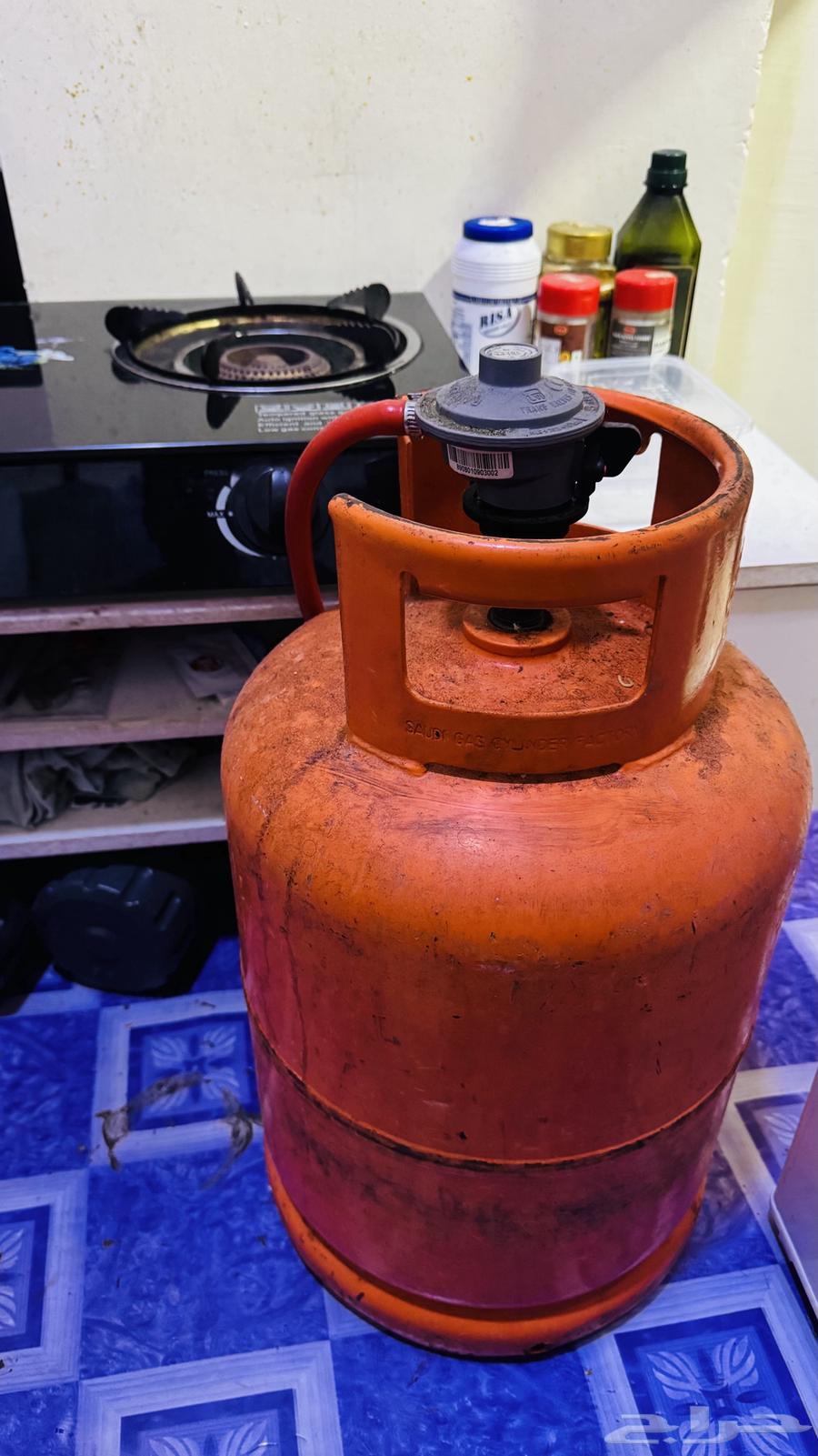 بوتجاز واسطوانة غاز بكامل مشتملاتهم64395476326659111