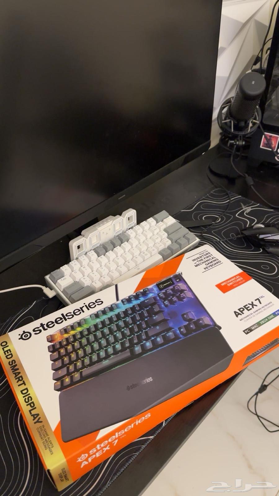 Steelseries Apex 7 TKL Keyboard64394303376898114