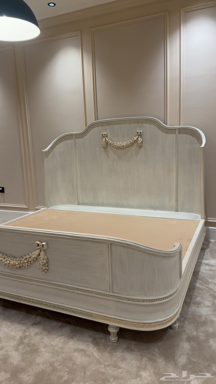 سرير طراز اوروبي فيكتوري64400370499585110